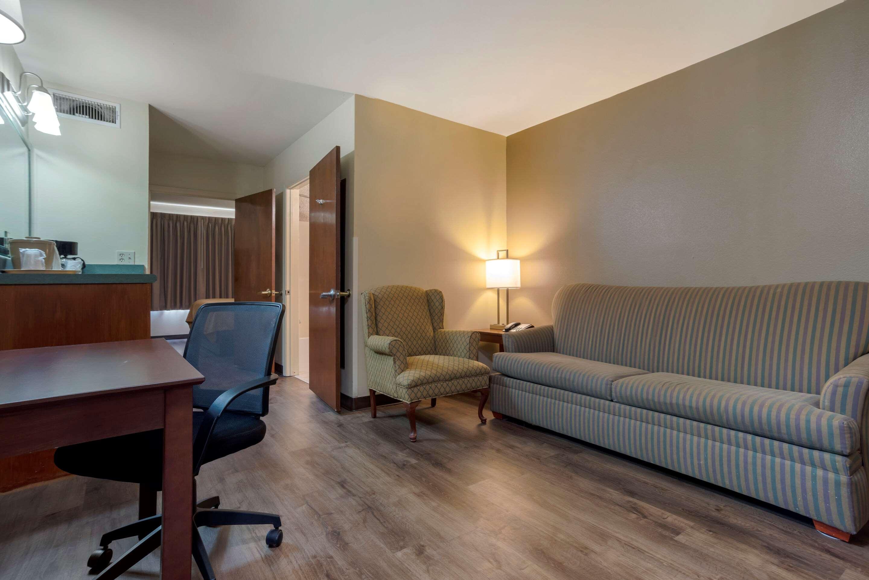 Econo Hospedaje Inn&Suites Flowood Exterior foto